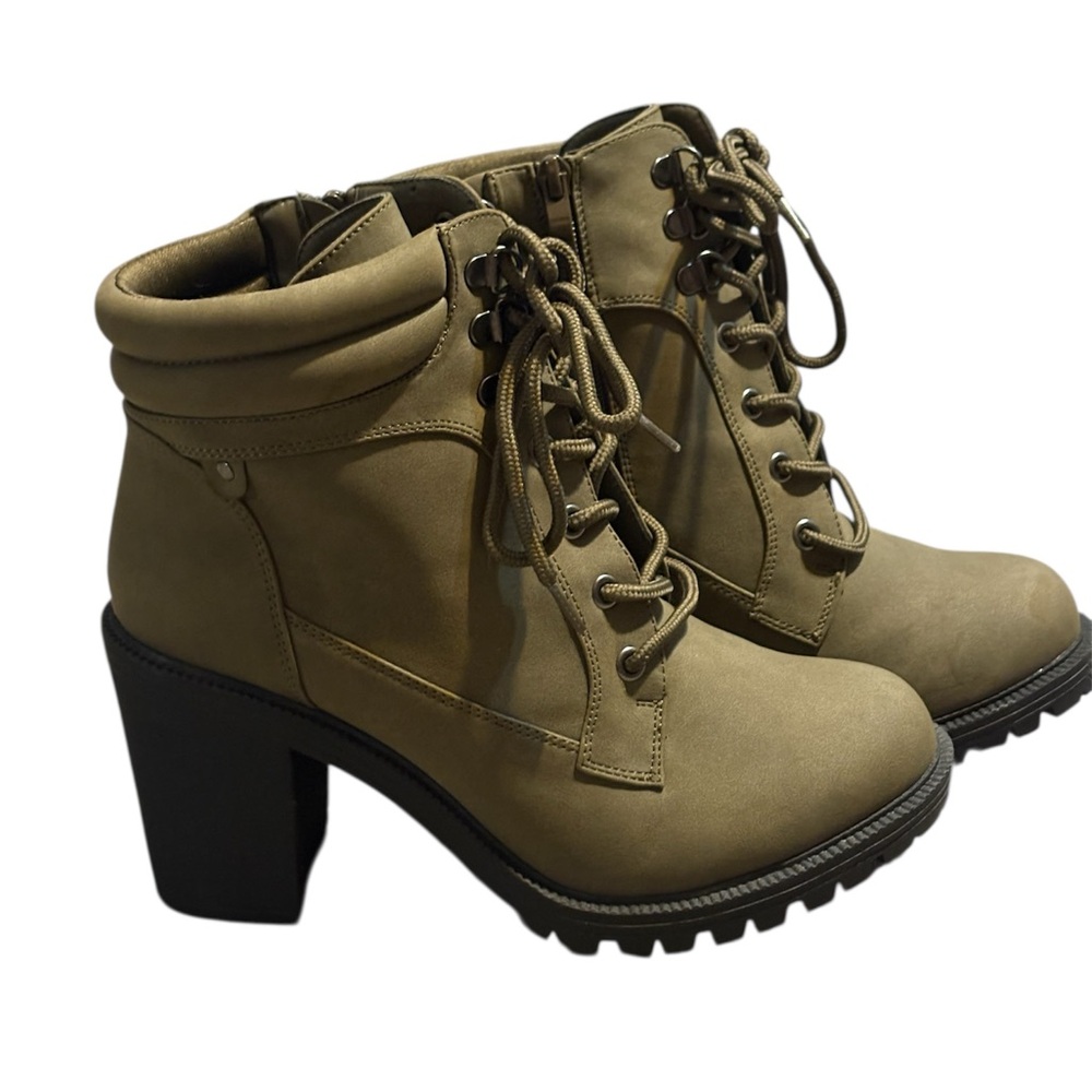 Torrid Olive Green Faux Leather Lace-Up Hiker Boot Size 9